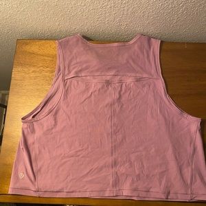 Lululemon - cropped tank - size 8